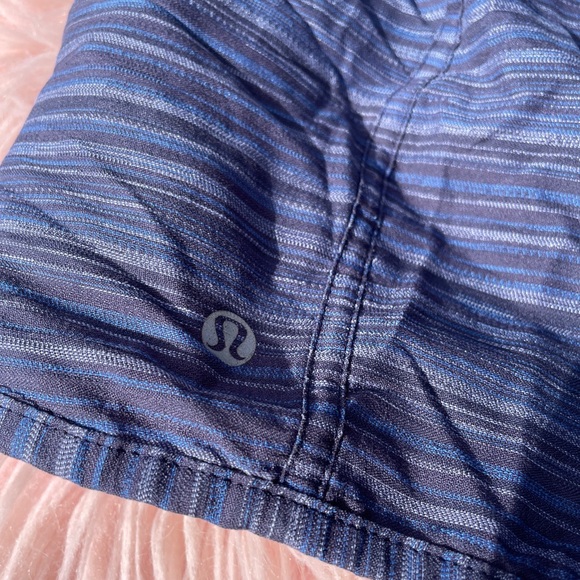 Lululemon We Are From Space Cadet Blue Stripe Lullaby Tracker Short II 2-way 10 - Picture 3 of 5